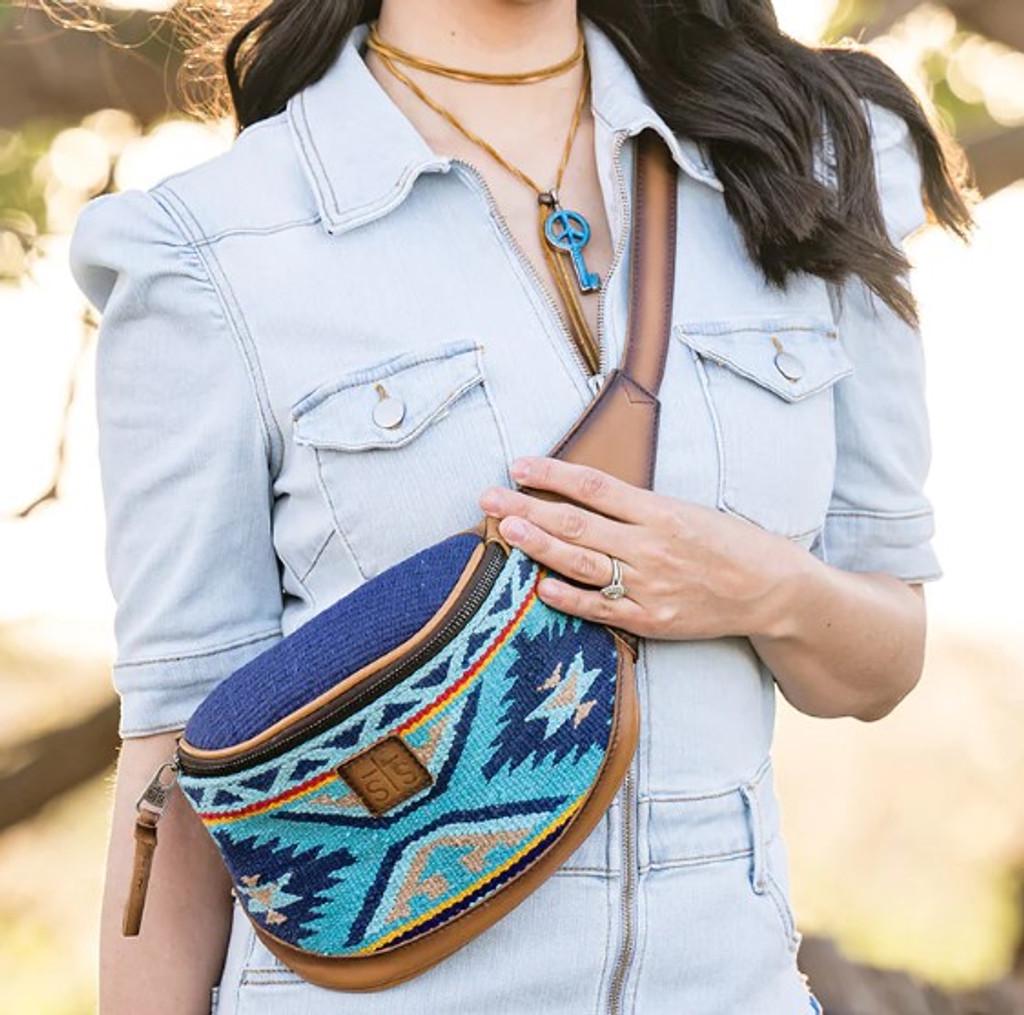 Mojave Sky Belt Bag STS Ranchwear