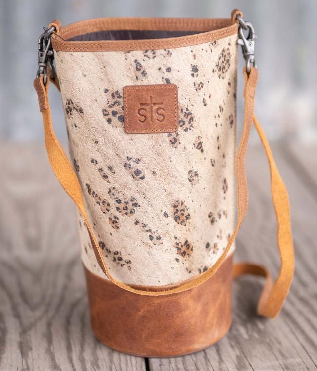 Serengeti Single Wine Tote Bag by STS Ranchwear