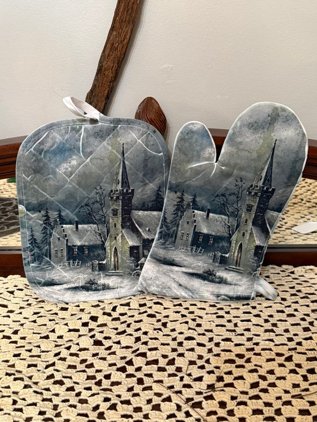 Blank Kitchen Oven Mitt and Pot Holder Set