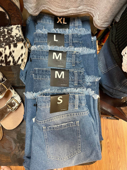Cordial Shorts by Myra - Graced By The South