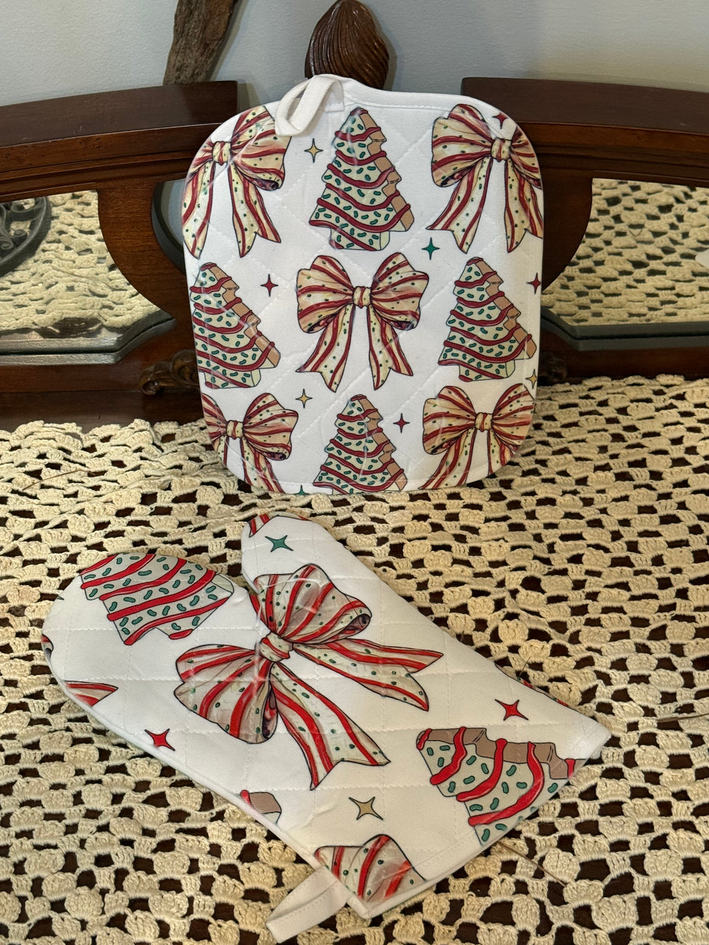 Blank Kitchen Oven Mitt and Pot Holder Set