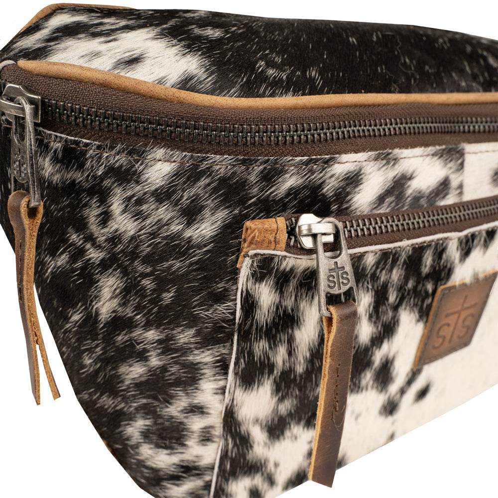 VAQUERO CONCHO SACHI SLING COWHIDE - Graced By The South
