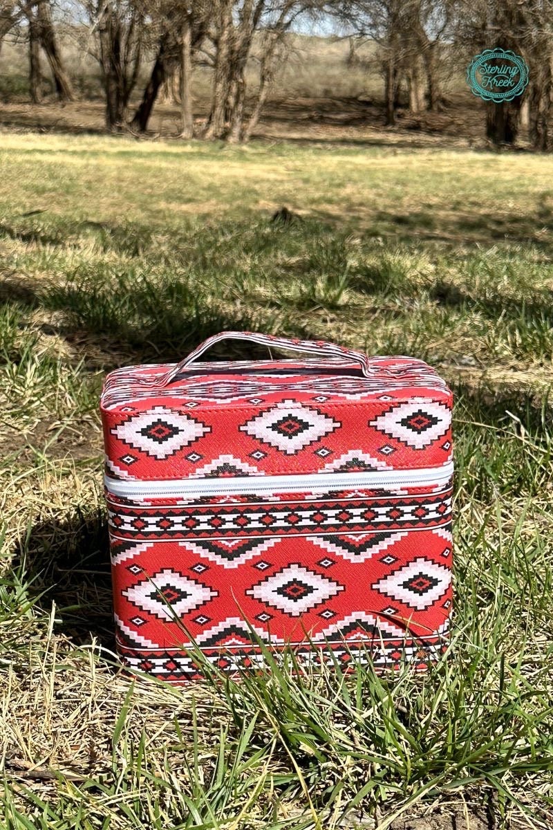 The POCAHONTAS  Caddy Box Makeup Kaboodle Caboodle Case Jewelry Box